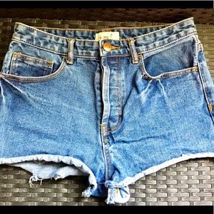 Forever 21 Button-fly Jean Shorts Sz 29